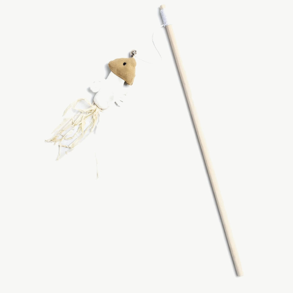 Baguette pour chat Le Calamar : calamar en tissu à tentacules en raphia, baguette en bois naturel